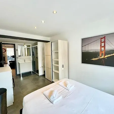 شقة A L Urban De Champagne - *